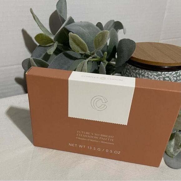 Complex Culture Eyeshadow Palette New Vegan Gem-Inspired Shades - Picture 3 of 12